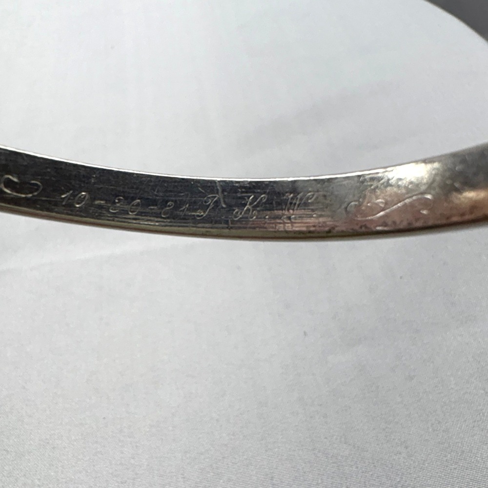 IC Bangle Bracelet Unisex 7.5 Silver Good Handwrought Sterling 1984 Etched - Picture 3 of 11